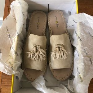 Tassel espadrille slides